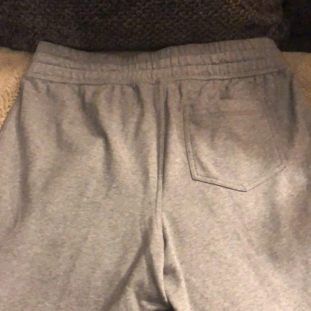 🔹4 for $30 Apt 9 9” Premier Flex Shorts, size large
